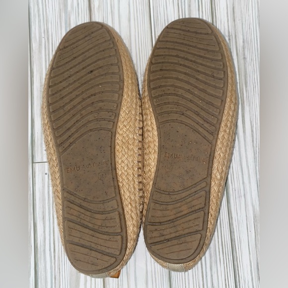 EMU AUSTRALIA Girls Gold Slip On K6 - Picture 7 of 11